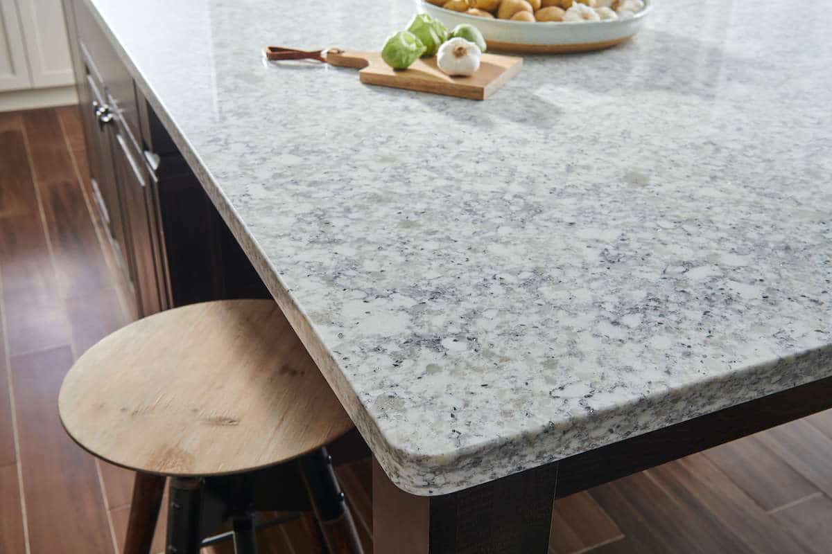 Everest Quartz Countertops - Image 4